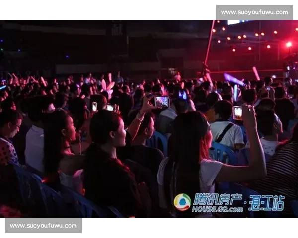 观众沸腾全场尖叫明星精彩表现引爆现场热情 观众沸腾全场尖叫明星精彩表现引爆现场热情
